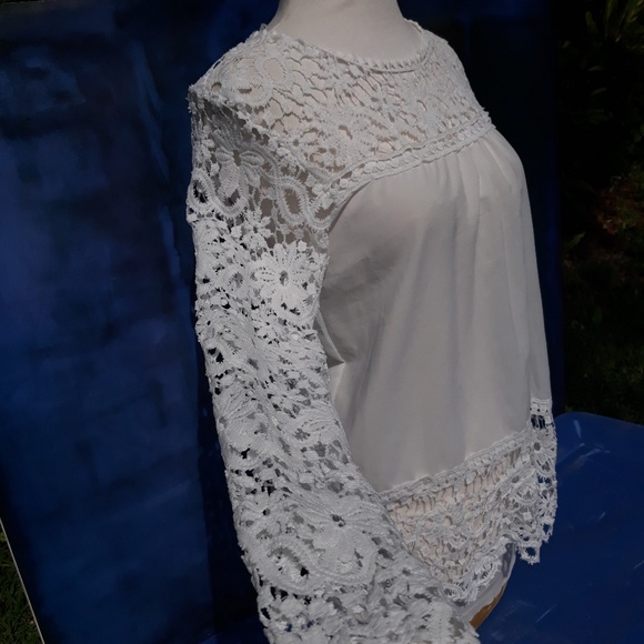 Prettiest white lace trim boho hippie Festival top - Picture 3 of 7